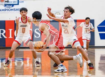 Thumbnail 2 in Segerstrom vs. Loara photogallery.