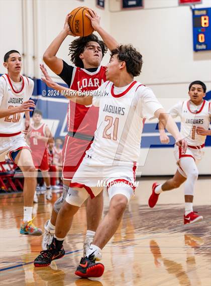 Thumbnail 3 in Segerstrom vs. Loara photogallery.