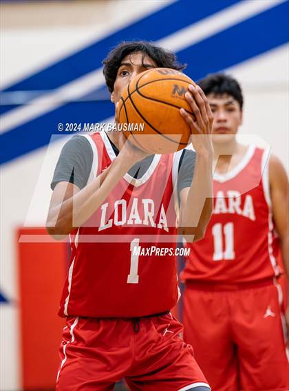 Thumbnail 3 in Segerstrom vs. Loara photogallery.