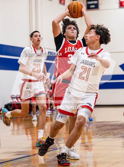 Thumbnail 1 in Segerstrom vs. Loara photogallery.