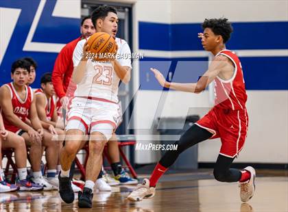Thumbnail 2 in Segerstrom vs. Loara photogallery.