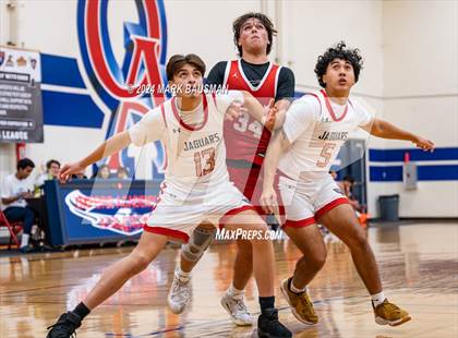 Thumbnail 2 in Segerstrom vs. Loara photogallery.
