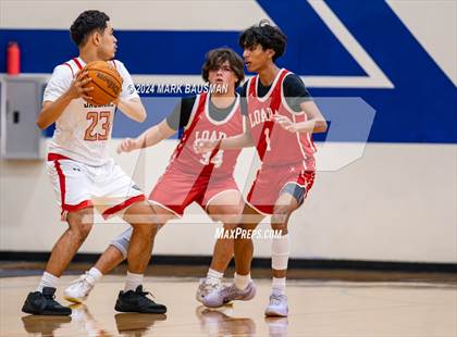 Thumbnail 2 in Segerstrom vs. Loara photogallery.