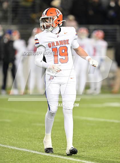 Thumbnail 3 in Olentangy Orange vs. St. Xavier (OHSAA Division 1 Final) photogallery.