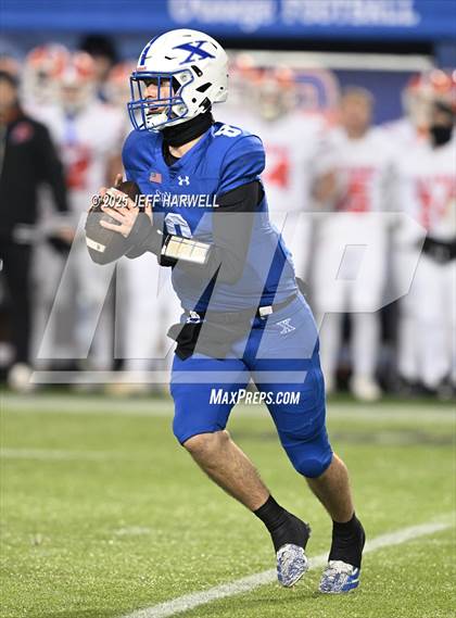 Thumbnail 2 in Olentangy Orange vs. St. Xavier (OHSAA Division 1 Final) photogallery.