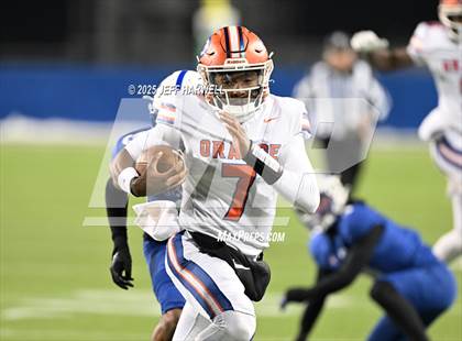 Thumbnail 3 in Olentangy Orange vs. St. Xavier (OHSAA Division 1 Final) photogallery.