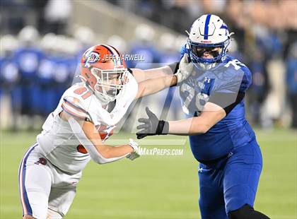 Thumbnail 2 in Olentangy Orange vs. St. Xavier (OHSAA Division 1 Final) photogallery.