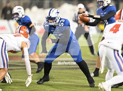 Thumbnail 2 in Olentangy Orange vs. St. Xavier (OHSAA Division 1 Final) photogallery.