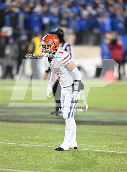 Thumbnail 3 in Olentangy Orange vs. St. Xavier (OHSAA Division 1 Final) photogallery.