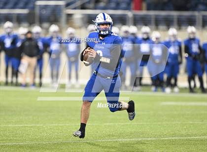 Thumbnail 2 in Olentangy Orange vs. St. Xavier (OHSAA Division 1 Final) photogallery.