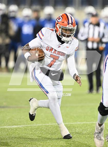 Thumbnail 2 in Olentangy Orange vs. St. Xavier (OHSAA Division 1 Final) photogallery.