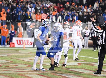 Thumbnail 3 in Olentangy Orange vs. St. Xavier (OHSAA Division 1 Final) photogallery.