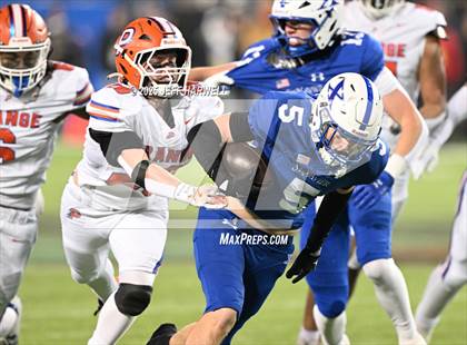 Thumbnail 3 in Olentangy Orange vs. St. Xavier (OHSAA Division 1 Final) photogallery.