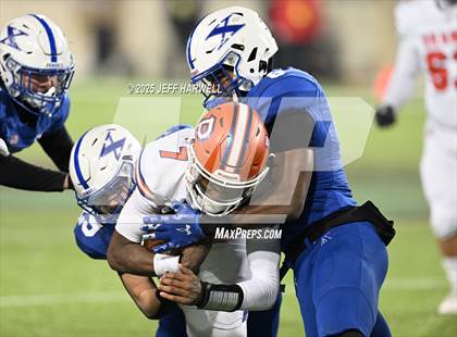 Thumbnail 3 in Olentangy Orange vs. St. Xavier (OHSAA Division 1 Final) photogallery.