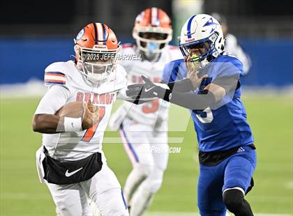 Thumbnail 3 in Olentangy Orange vs. St. Xavier (OHSAA Division 1 Final) photogallery.