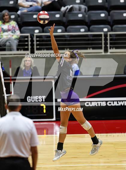 Thumbnail 2 in Benjamin vs. D'Hanis (UIL 1A Semifinal) photogallery.