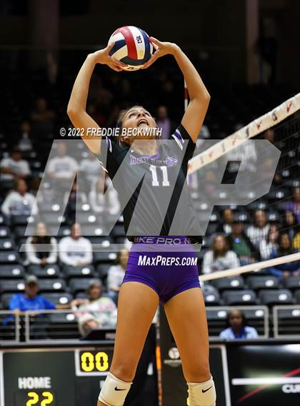 Thumbnail 1 in Benjamin vs. D'Hanis (UIL 1A Semifinal) photogallery.