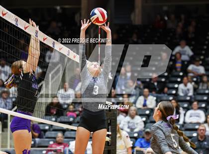 Thumbnail 3 in Benjamin vs. D'Hanis (UIL 1A Semifinal) photogallery.