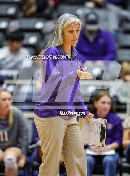 Thumbnail 3 in Benjamin vs. D'Hanis (UIL 1A Semifinal) photogallery.
