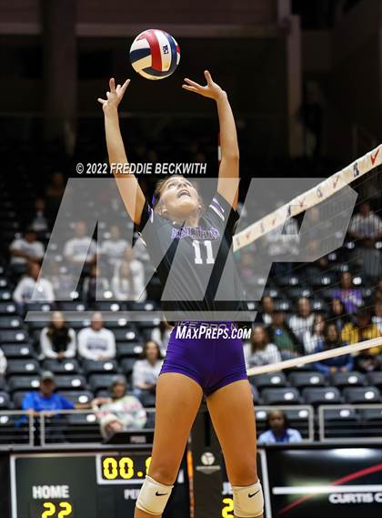 Thumbnail 2 in Benjamin vs. D'Hanis (UIL 1A Semifinal) photogallery.