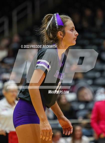 Thumbnail 3 in Benjamin vs. D'Hanis (UIL 1A Semifinal) photogallery.