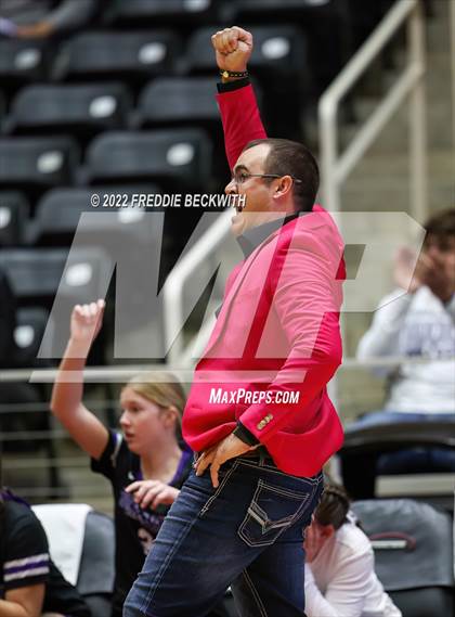 Thumbnail 3 in Benjamin vs. D'Hanis (UIL 1A Semifinal) photogallery.