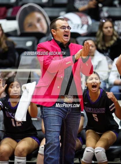 Thumbnail 3 in Benjamin vs. D'Hanis (UIL 1A Semifinal) photogallery.