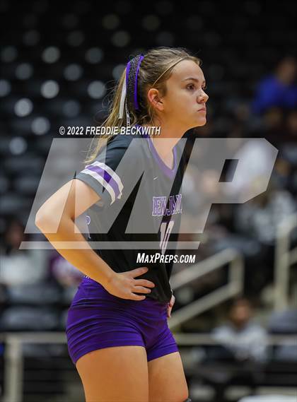 Thumbnail 3 in Benjamin vs. D'Hanis (UIL 1A Semifinal) photogallery.