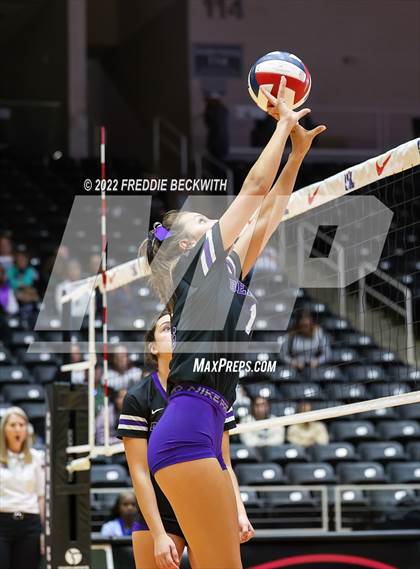 Thumbnail 1 in Benjamin vs. D'Hanis (UIL 1A Semifinal) photogallery.