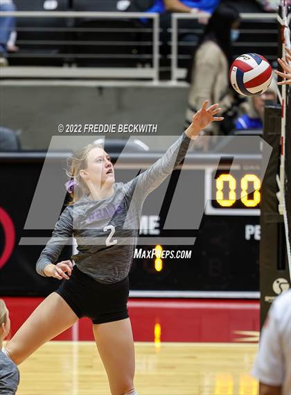 Thumbnail 3 in Benjamin vs. D'Hanis (UIL 1A Semifinal) photogallery.