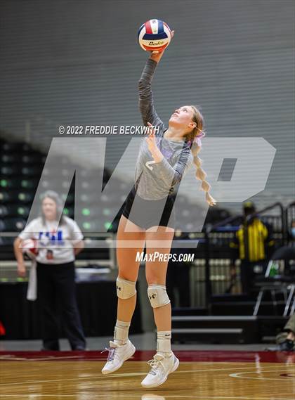Thumbnail 2 in Benjamin vs. D'Hanis (UIL 1A Semifinal) photogallery.