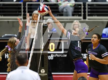 Thumbnail 2 in Benjamin vs. D'Hanis (UIL 1A Semifinal) photogallery.