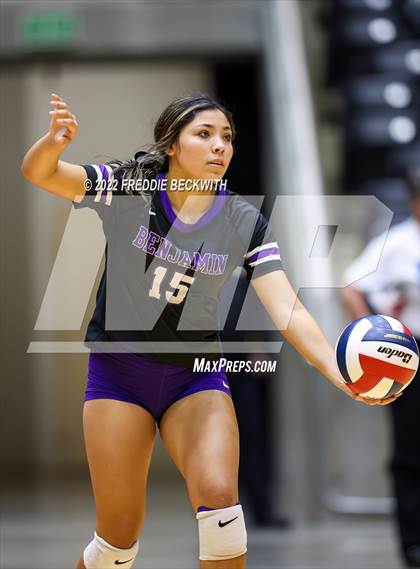 Thumbnail 1 in Benjamin vs. D'Hanis (UIL 1A Semifinal) photogallery.