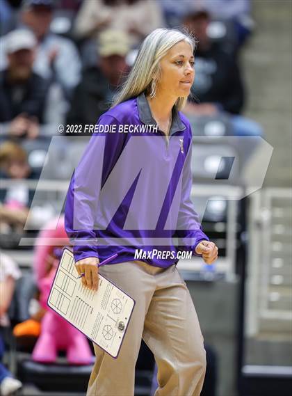 Thumbnail 2 in Benjamin vs. D'Hanis (UIL 1A Semifinal) photogallery.