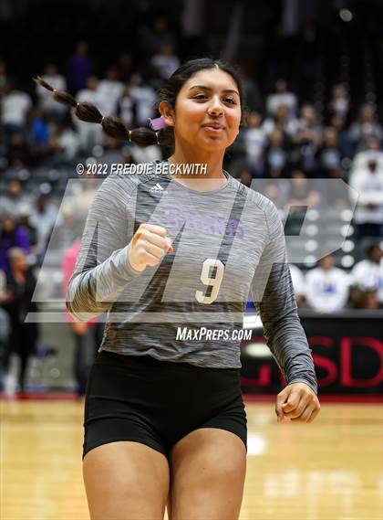 Thumbnail 3 in Benjamin vs. D'Hanis (UIL 1A Semifinal) photogallery.