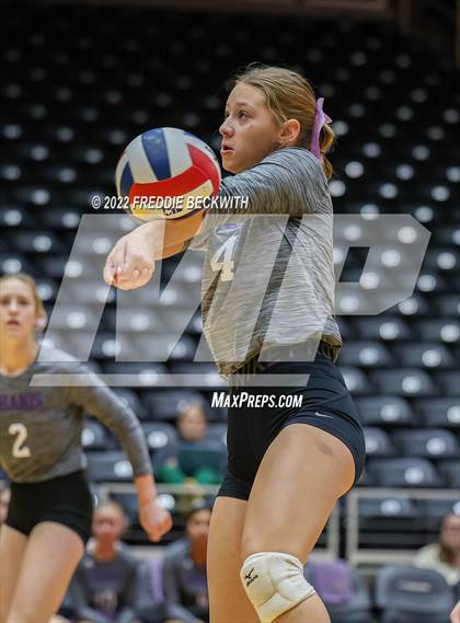 Thumbnail 2 in Benjamin vs. D'Hanis (UIL 1A Semifinal) photogallery.