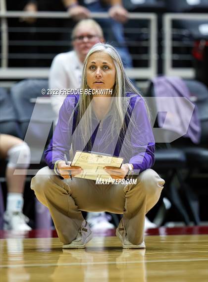 Thumbnail 3 in Benjamin vs. D'Hanis (UIL 1A Semifinal) photogallery.