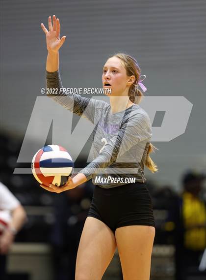 Thumbnail 3 in Benjamin vs. D'Hanis (UIL 1A Semifinal) photogallery.