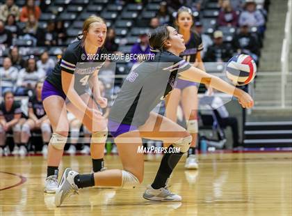 Thumbnail 1 in Benjamin vs. D'Hanis (UIL 1A Semifinal) photogallery.