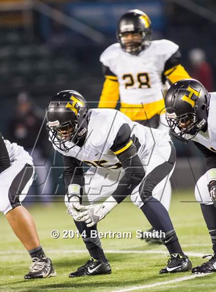 Thumbnail 2 in Henninger vs. Jamestown (NYSPHSAA Class AA Semifinal) photogallery.