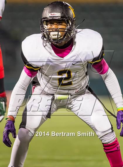 Thumbnail 2 in Henninger vs. Jamestown (NYSPHSAA Class AA Semifinal) photogallery.