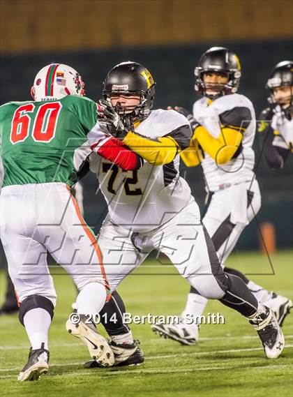 Thumbnail 1 in Henninger vs. Jamestown (NYSPHSAA Class AA Semifinal) photogallery.