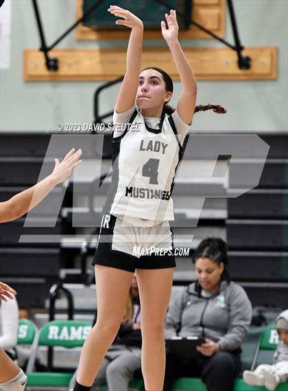 Thumbnail 2 in Rio Vista vs. Rodriguez (Steve Cauchi Ram Jam) photogallery.