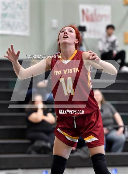 Thumbnail 2 in Rio Vista vs. Rodriguez (Steve Cauchi Ram Jam) photogallery.