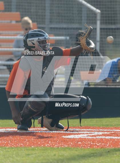 Thumbnail 3 in Jack Britt @ South View photogallery.