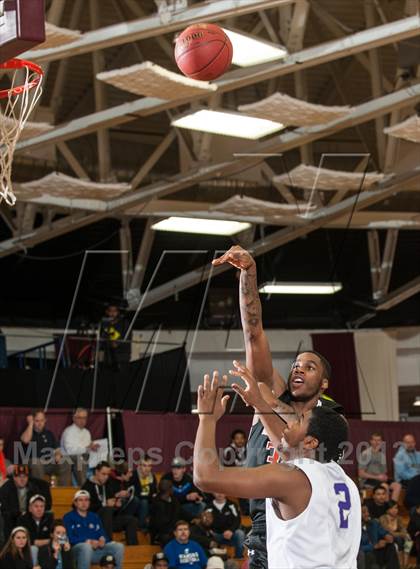 Thumbnail 3 in Gonzaga vs. Chester (Spalding Hoophall Classic) photogallery.