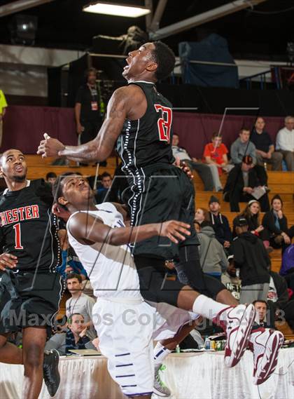 Thumbnail 1 in Gonzaga vs. Chester (Spalding Hoophall Classic) photogallery.