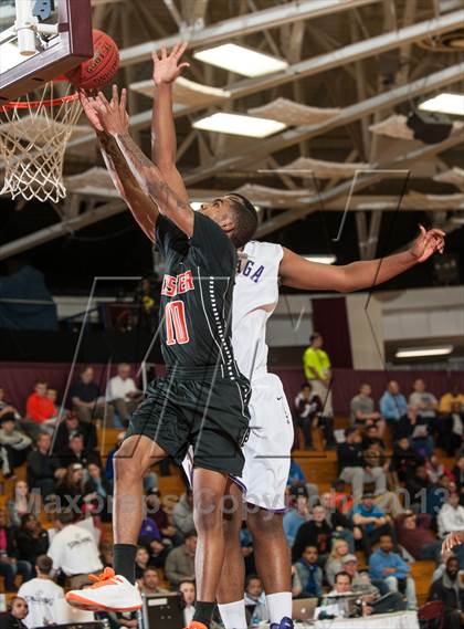 Thumbnail 1 in Gonzaga vs. Chester (Spalding Hoophall Classic) photogallery.