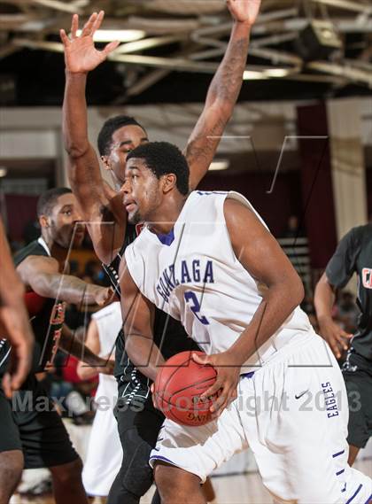 Thumbnail 2 in Gonzaga vs. Chester (Spalding Hoophall Classic) photogallery.