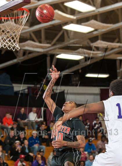 Thumbnail 2 in Gonzaga vs. Chester (Spalding Hoophall Classic) photogallery.